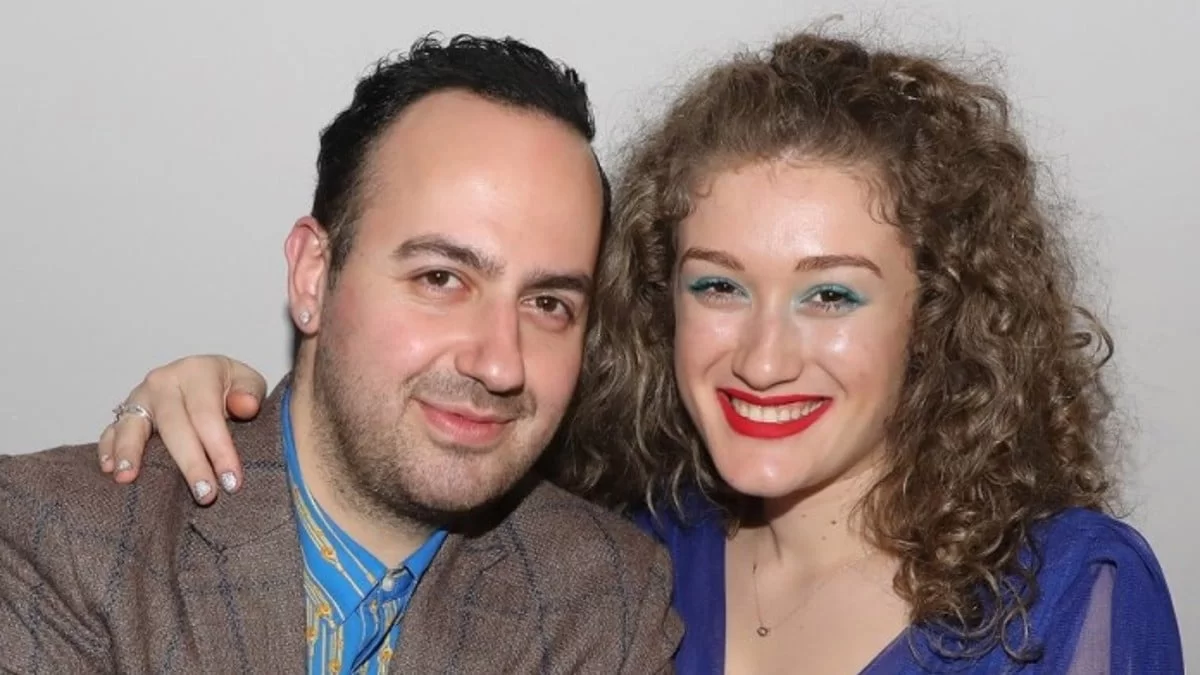 Μπήκαν στο νέο τους σπίτι στην Κύπρο ο Μαυρίκιος και η Ιλάειρα - Το αρχοντικό γεύμα με τα πεθερικά