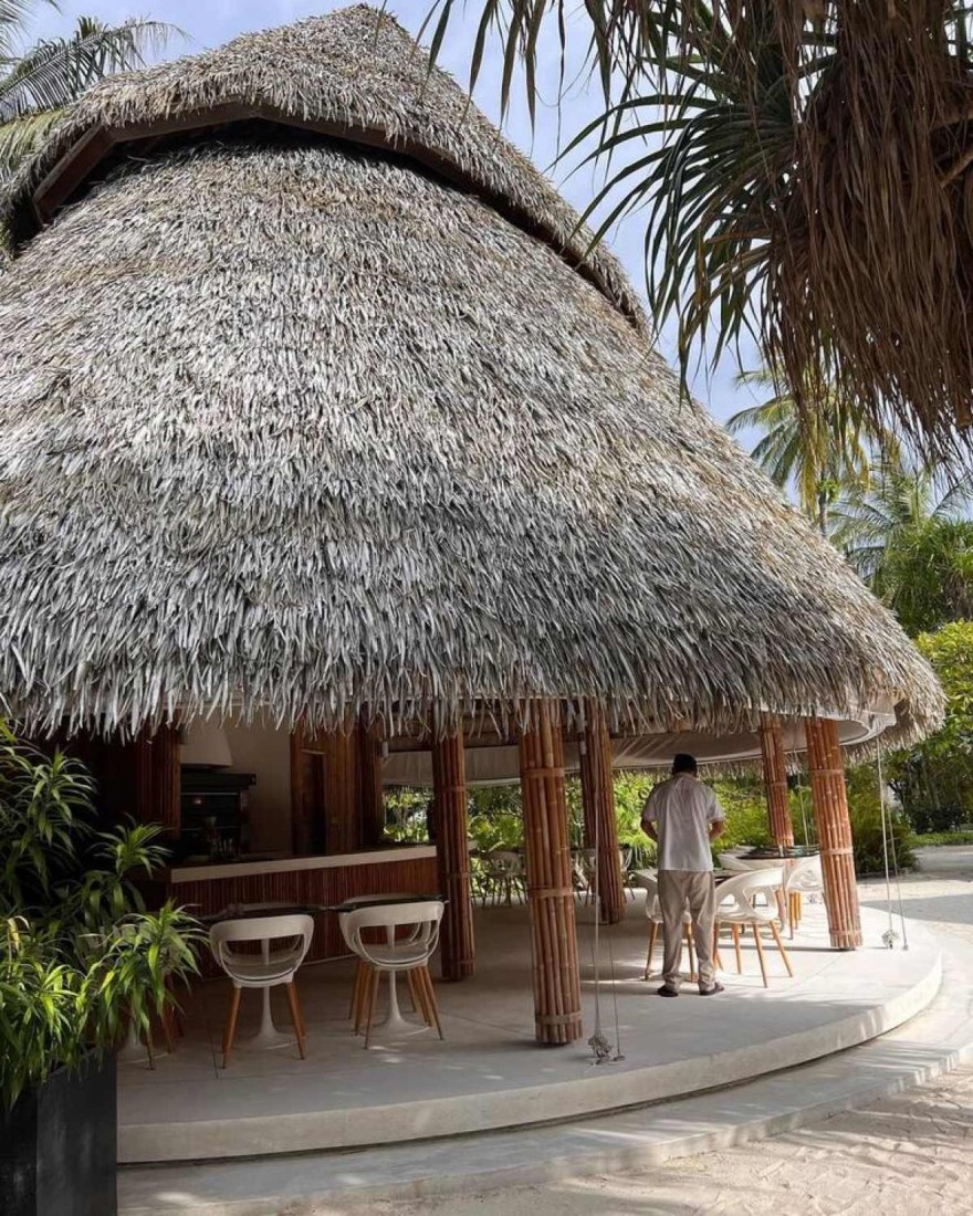 Κόνι Μεταξά Μαλδίβες