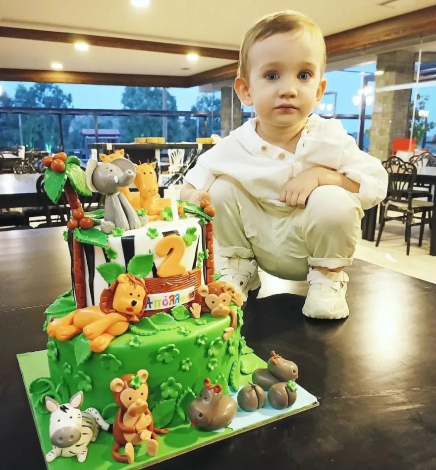 Μορφούλα Ντώνα γιος