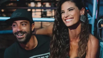 Χωρίς τις δίδυμες αγκαλιά στην παγωμένη Ισλανδία - Φωτογραφίες από το υπέροχο ταξίδι της Μπόμπα και του Τανιμανίδη