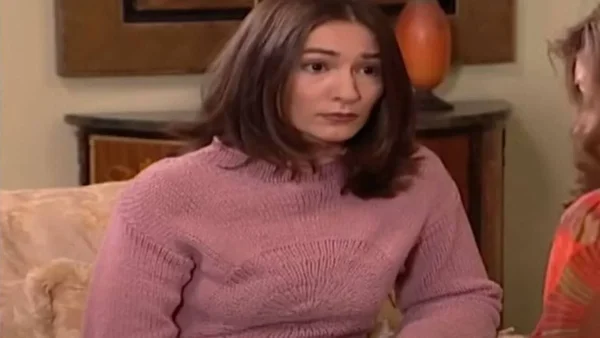 Δεν μοιάζει πλέον με τη νεαρή που γνωρίσαμε - Πως είναι σήμερα 17 χρόνια μετά η "Ναταλία" της σειράς Νταντά