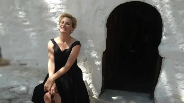 Αποχαιρέτησε το ξανθό και επέστρεψε στα παλιά η Θεοφανία Παπαθωμά - Η απίστευτη αλλαγή στην εμφάνισή της