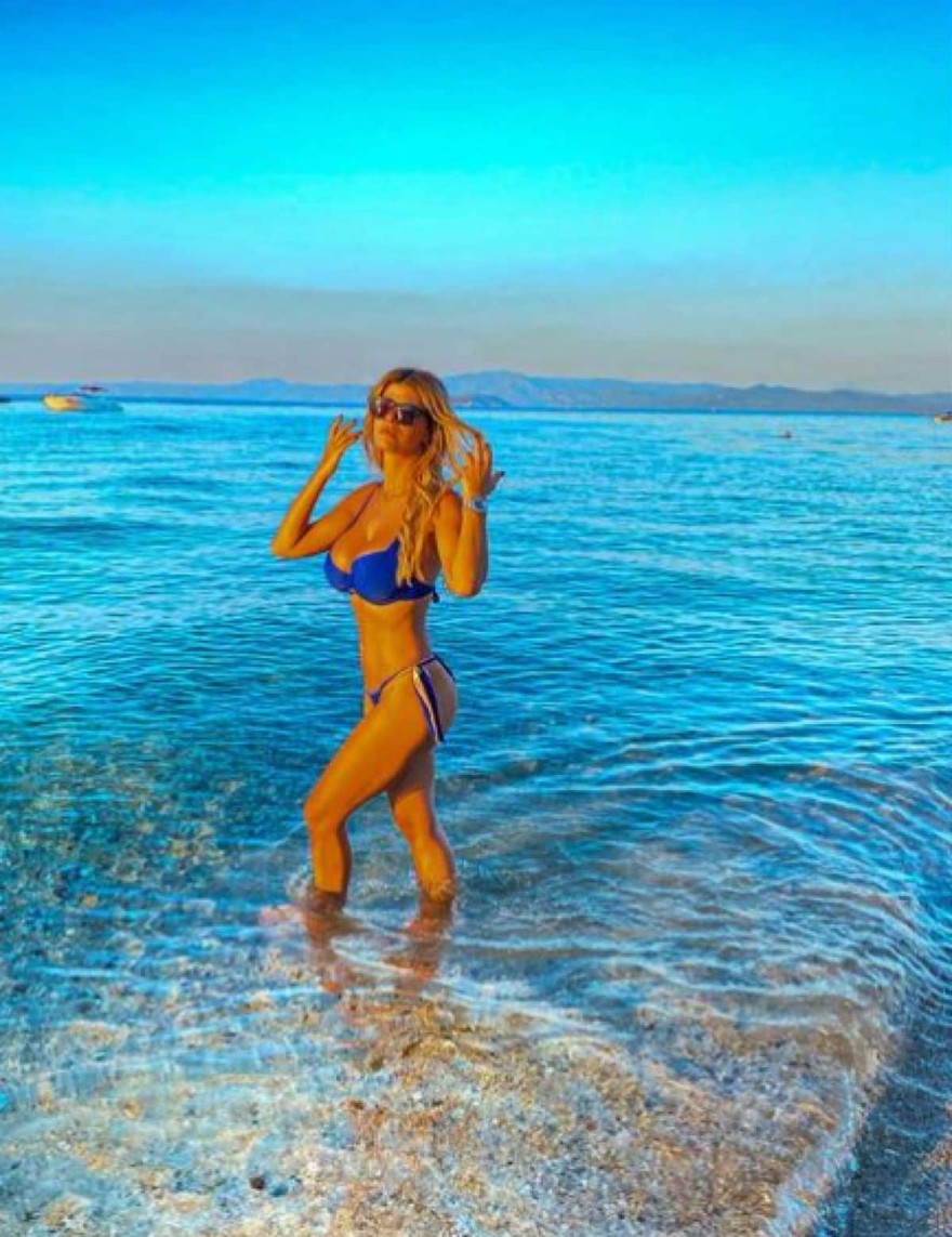 Πελαγία Καζολέα - μπικίνι