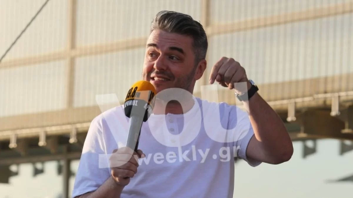 Αγκαλιασμένοι σφιχτά λίγο πριν πουν αντίο - Η τρυφερή ανάρτηση του Πέτρου Πολυχρονίδη με την γιαγιά του