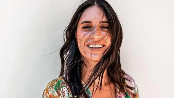 Σοβαρό ατύχημα για τη Ραφαέλα Ψαρρού στην παραλία - Την τσίμπησε άγνωστο ζωύφιο στα οπίσθια