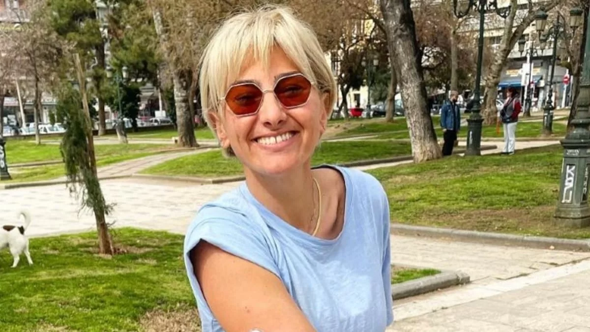 «Προσέχω πολύ και...» - Η Ρεγγίνα Μακέδου παραμένει απομονωμένη στο σπίτι της