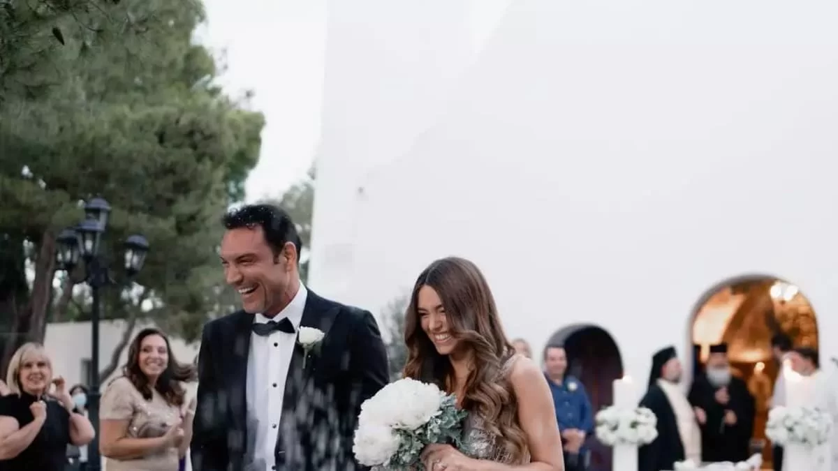 ''Βροχή'' το ρύζι στο γάμο της εγκυμονούσας Ιωάννας Σιαμπάνη με τον Σταθοκωστόπουλο - Οι πρώτες επίσημες φωτογραφίες