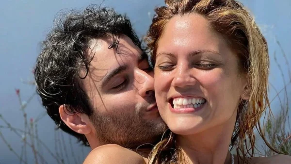 Το παρελθόν του πριν την Συνατσάκη: Η πρώην σύντροφος του Ίαν Στρατή