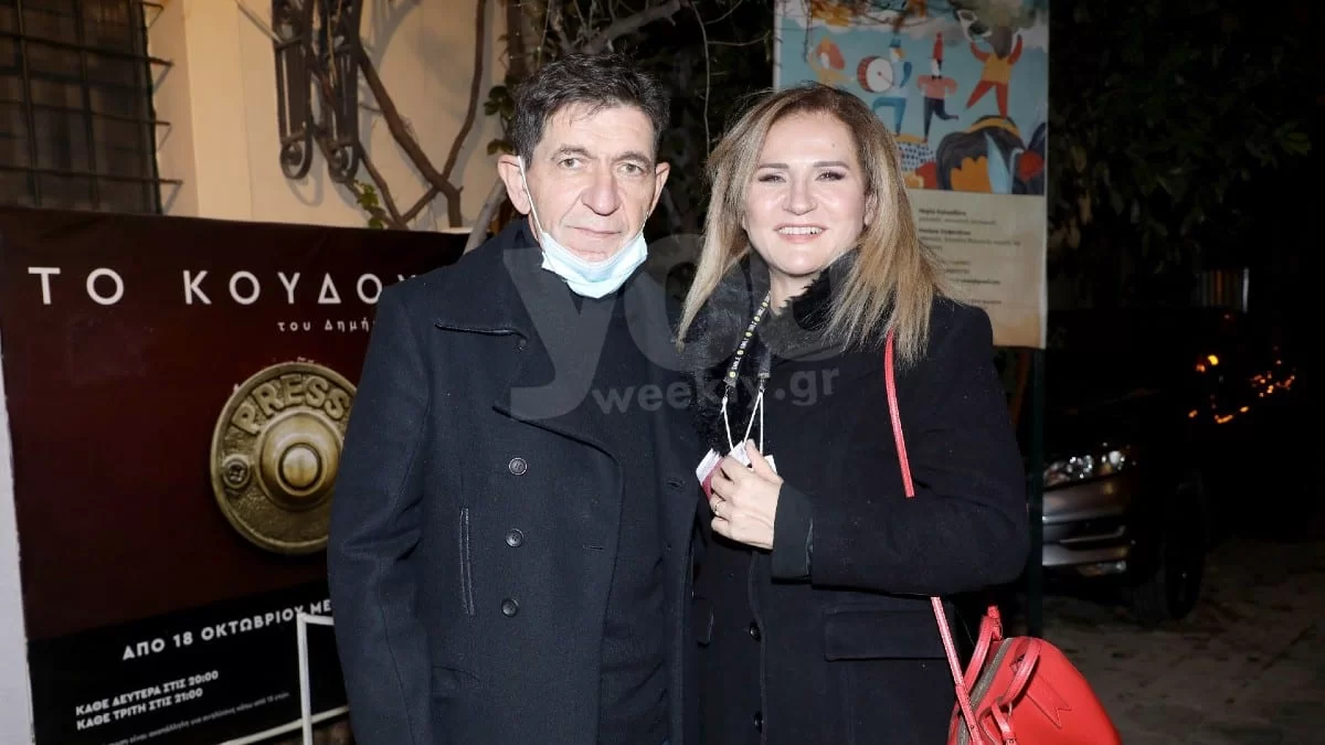 Δεν άφησε τίποτα στη φαντασία - Η κόρη της Μάλφα και του Σκιαδαρέση πόζαρε ολόγυμνη στην παραλία