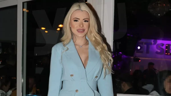 Ξεπέρασε κάθε φαντασία η Στέλλα Μιζεράκη - Σούσουρο με τις νέες φωτογραφίες με μπικίνι