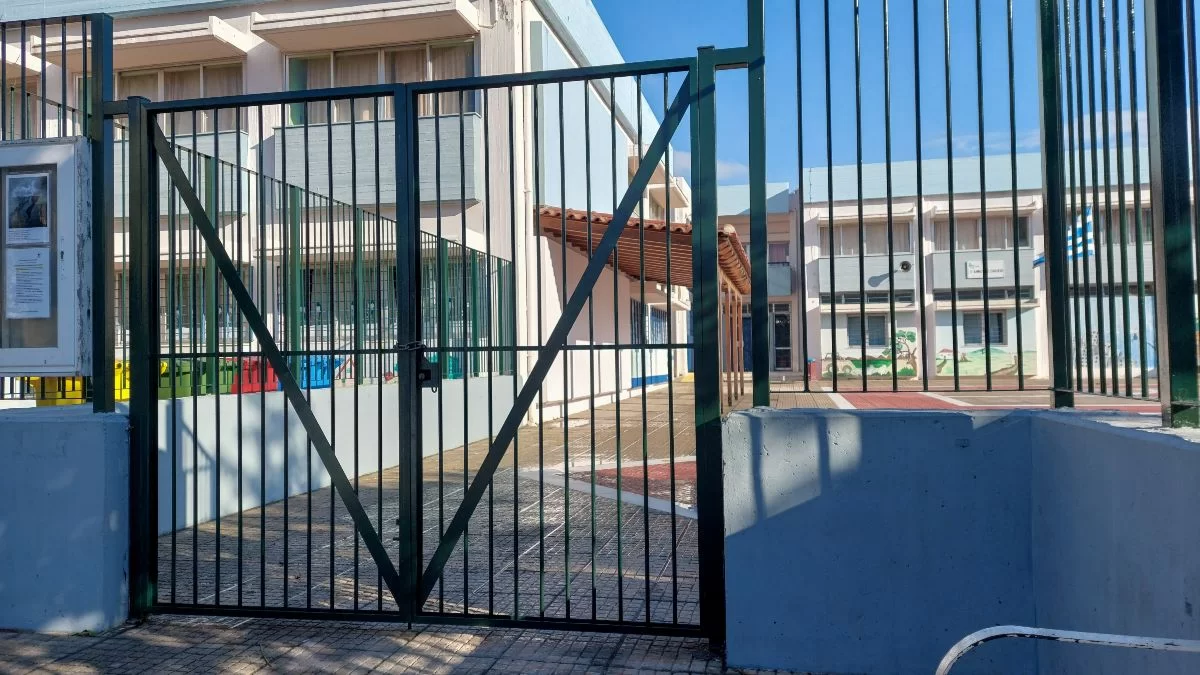 «Η απόφαση για την επιστροφή της μάσκας...» - Τι προβλέπουν οι ειδικοί για το άνοιγμα των σχολείων