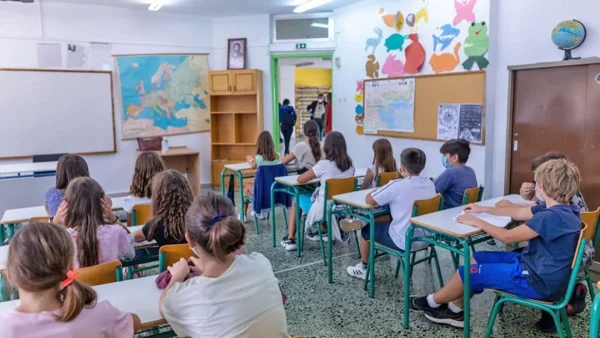 Πότε ανοίγουν τα σχολεία - Η ανακοίνωση της Νίκης Κεραμέως