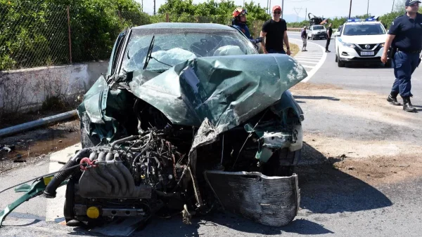 Τραγωδία στη Ζαχάρω: Τροχαίο στην Πύργου - Κυπαρισσίας με δύο τραυματίες