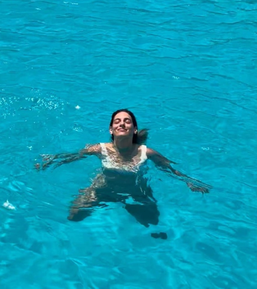 Χριστίνα Χειλά Φαμέλη - διακοπές