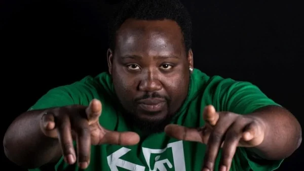 ''Μαμά τα καταφέραμε'' - Η συγκινητική εξομολόγηση του Ζερόμ Καλουτά για τις δυσκολίες στη ζωή του