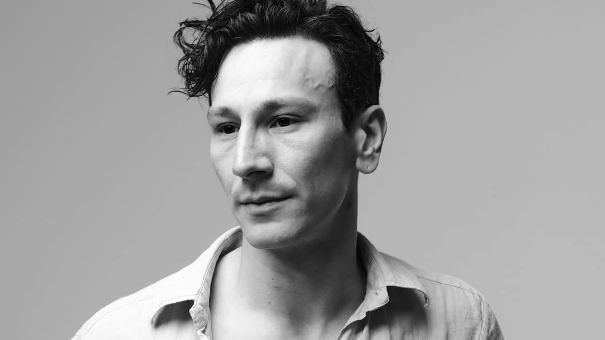 «Έχουν αλλάξει τα πάντα...» - Η πρώτη βόλτα του Μιχάλη Σαράντη με την νεογέννητη κόρη του