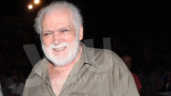 "Πήγε να συναντήσει την Τζένη του" - Ασύλληπτος θρήνος στο Twitter με το θάνατο του Κώστα Καζάκου