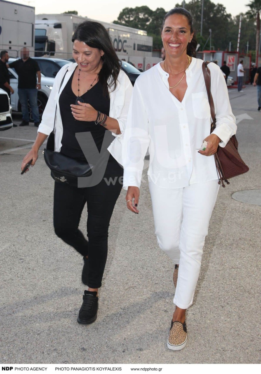 Νόνη Δούνια