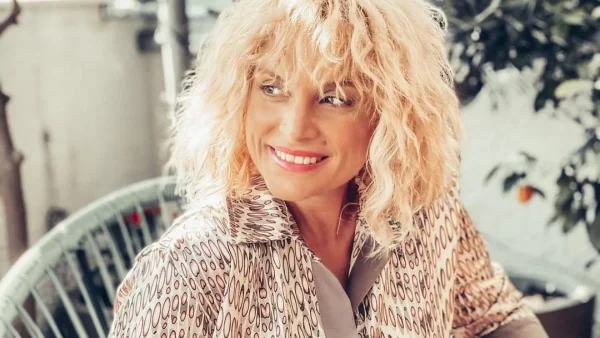 Ρίγη συγκίνησης με την Ελεονώρα Ζουγανέλη - Το βίντεο που κάνει τον γύρο του διαδικτύου