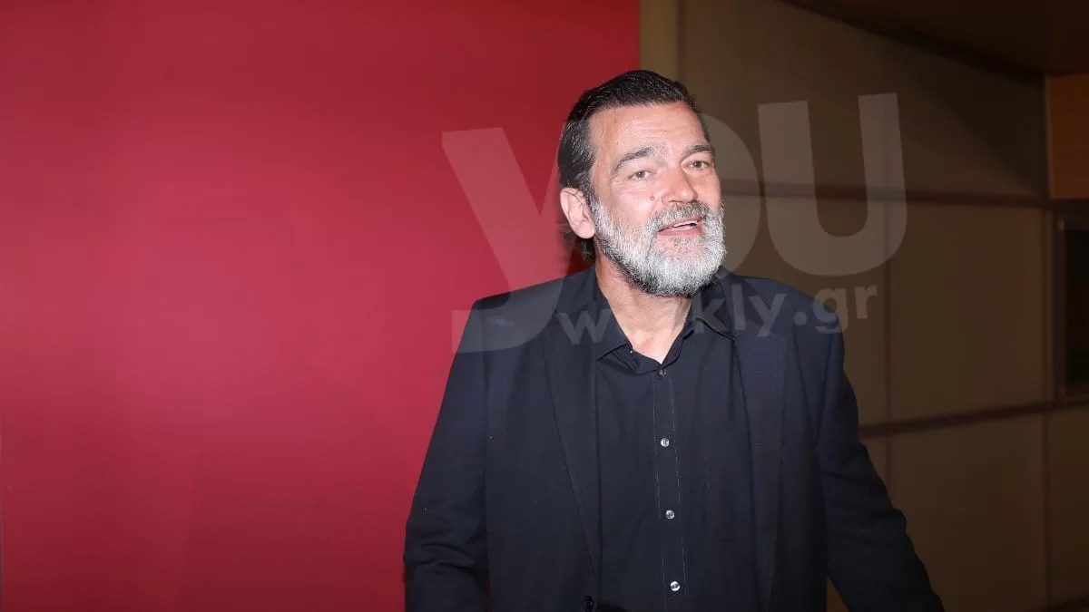 Η πρώτη δημόσια εμφάνιση του Κωνσταντίνου Καζάκου μετά τον θάνατο του πατέρα του, Κώστα