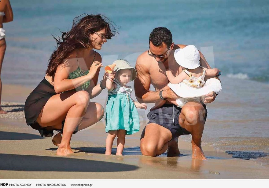 Τανιμανίδης & Μπόμπα κορες