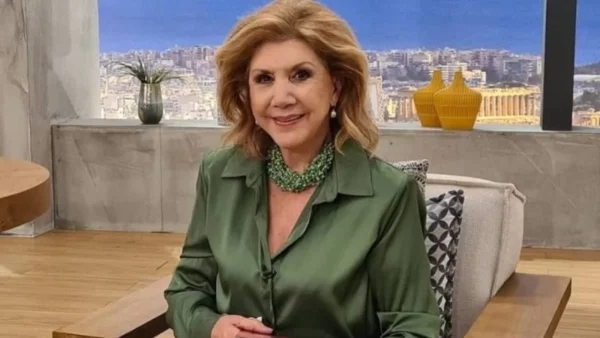 Η Λίτσα Πατέρα μοιράστηκε τα ευχάριστα για 6 ζώδια - Εντάσεις όμως για Ιχθύες, Σκορπιούς και...