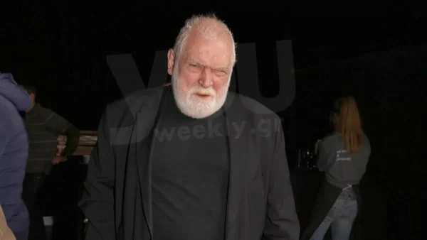 Η άγνωστη περιπέτεια του Κώστα Καζάκου πριν τον γάμο του με την Τζένη Καρέζη - Το είχε αποκαλύψει ο ίδιος