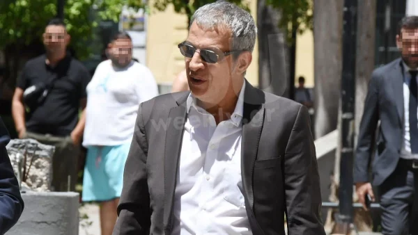 Θέμης Αδαμαντίδης: Διαψεύδει το νέο επεισόδιο με τη Κίρκη -  «Δεν μπορεί κάθε τρεις και τόσο να βγαίνουν διάφορα»