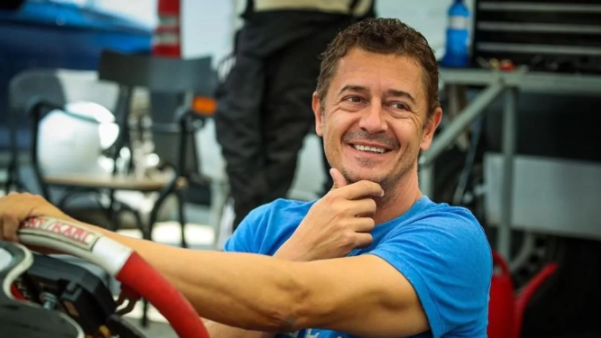 «Συμμαζέψτε...» - "Ξεκαρδίστηκε" το Instagram με την ανάρτηση του Αντώνη Σρόιτερ λίγο πριν την πρεμιέρα