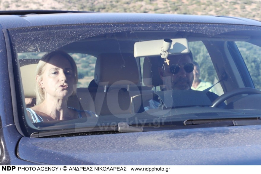 Παντρεύονται αυτήν την ώρα σε πύργο Φωτεινή Αθερίδου και Κωνσταντίνος Μαγκλάρας