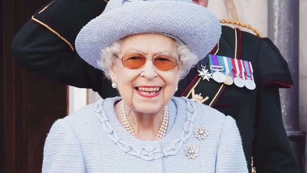 Στη δημοσιότητα το πιστοποιητικό της Βασίλισσας Ελισάβετ - Αυτή είναι η αιτία θανάτου της