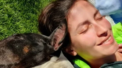 Μας τον δείχνει πρώτη φορά καθαρά στο πρόσωπο - Η συγκινητική εξομολόγηση της Δαρμουσλή στον 8 μηνών γιο της