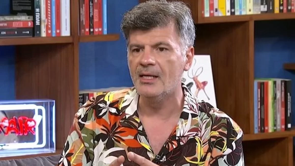 «Τόσο πολύ σεξιστικά ομοφοβικά και ρατσιστικά!» - Κατακεραύνωσε την τραπ σκηνή ο Φοίβος Δεληβοριάς