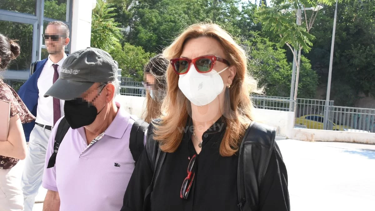 «Γέννησε ένα νεκρό κοριτσάκι...» - Κατέρρευσε η Ελπίδα Νίνου μέσα στο δικαστήριο για τις αποβολές της