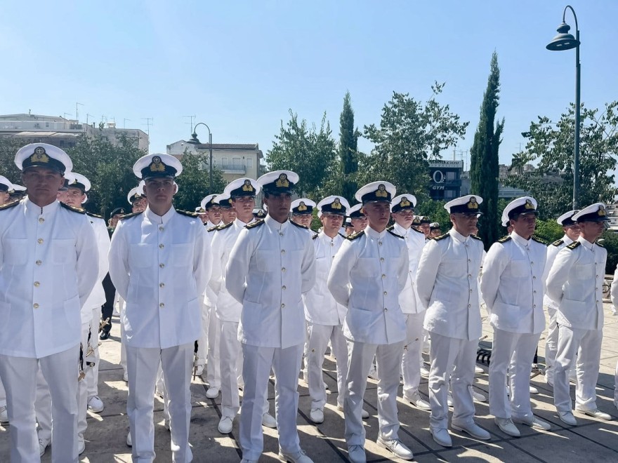 Συγκίνησε ο επικήδειος στην κηδεία της 19χρονης δοκίμου του Πολεμικού Ναυτικού