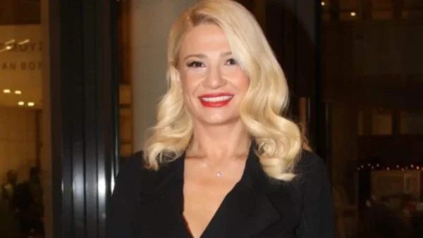 Πασίγνωστος & επιτυχημένος - Ποιος είναι ο σεφ της νέας εκπομπής της Φαίης Σκορδά στον ΣΚΑΙ