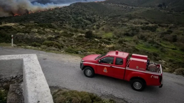 Φωτιά τώρα στο Κορωπί