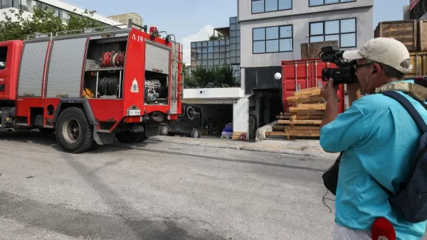 Έκρηξη στην Αχαρνών - Υπάρχει τραυματίας στο σημείο