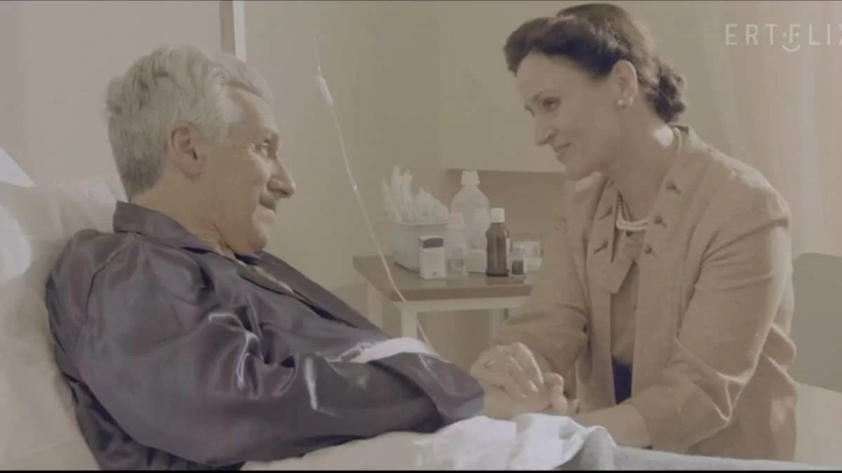 Δεκάδες αντιδράσεις στο Twitter για την Καρυοφυλλιά Καραμπέτη λόγω του ρόλου της στην σειρά "Φλόγα και άνεμος"