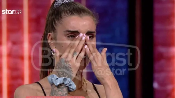 Απόσπασμα από την πρεμιέρα του GNTM 5 - Τα πρώτα "άκυρα" Καγιά, Χατζηπαντελή, Καράβα και Σοφρωνίου