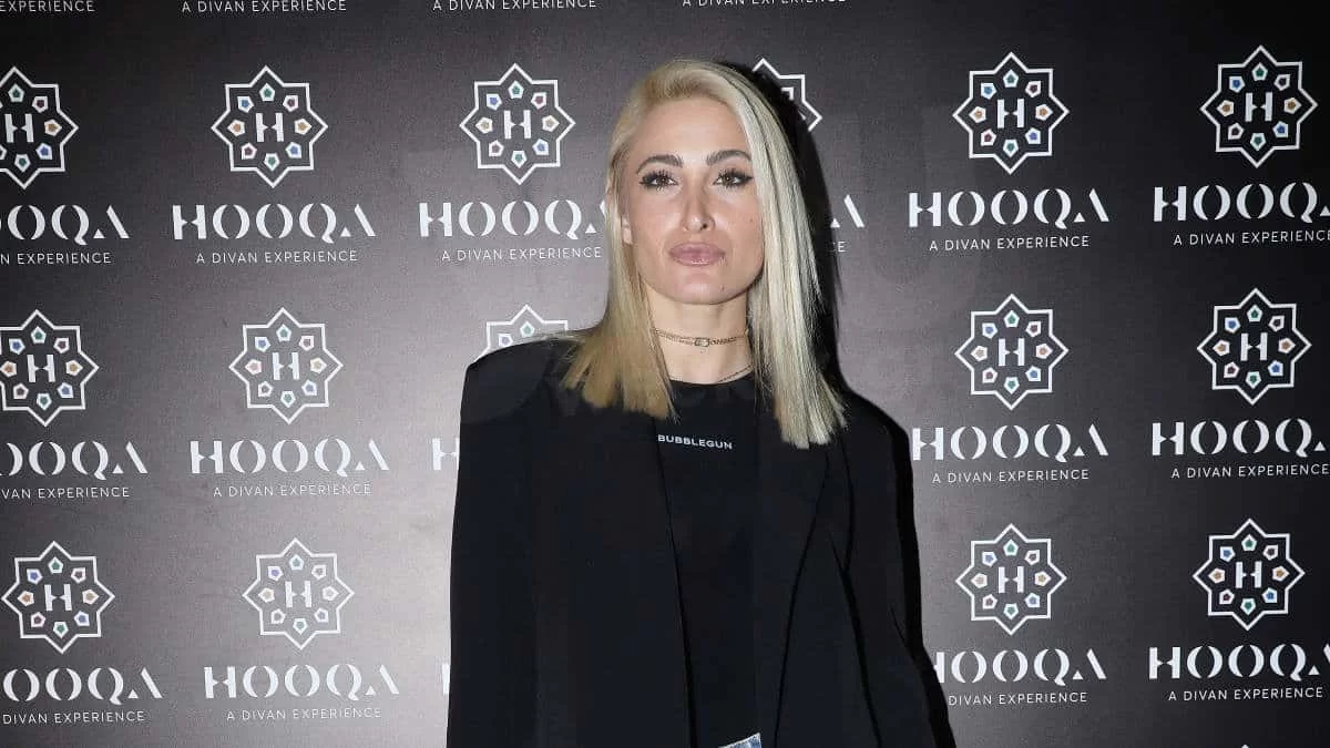 «Παιδιά, το έχετε στείλει φαντάρο το παιδί» - Οι επικές ευχές που δέχεται η Τούνη λίγο πριν γεννήσει