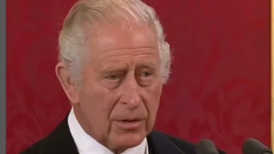 Αλλάζουν όλα για τον Κάρολο μετά το θάνατο της Βασίλισσας Ελισάβετ - Το μονόγραμμα που επέλεξε για τον εαυτό του