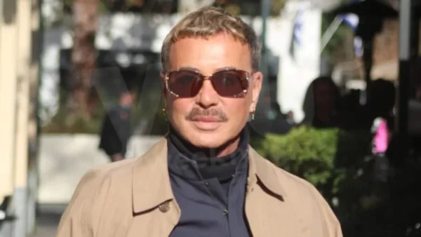 Βαρύ πένθος για το Λάκη Γαβαλά - Η γυναίκα που αποχαιρετά με δάκρυα στα μάτια