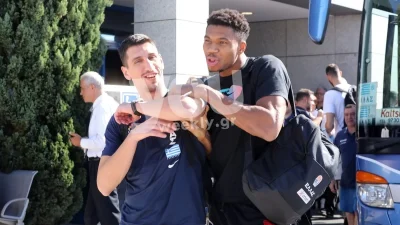 Ενωμένοι σαν μια γροθιά οι διεθνείς - Επέστρεψε η Εθνική Μπάσκετ μετά τον αποκλεισμό από τη Γερμανία