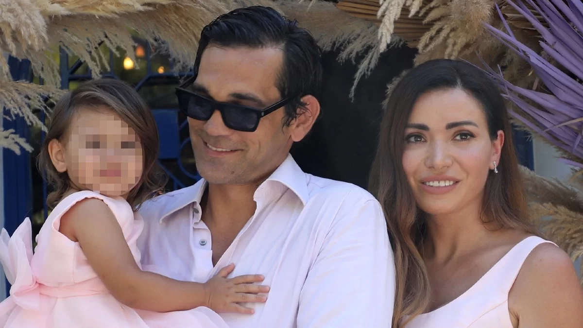 Τι φόρεσε η Όλγα Φαρμάκη και η αδερφή της Γωγώ, στη βάφτιση της κόρης της;