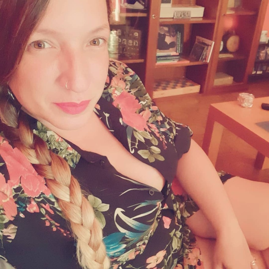 Κόρη σοφία βόσσου αρραβωνιάστηκε