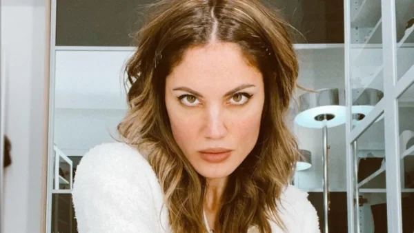 Μαίρη Συνατσάκη: «Ανυπομονώ να σας δω να...» - Το ζευγάρι που υποστηρίζει στο Asia Express