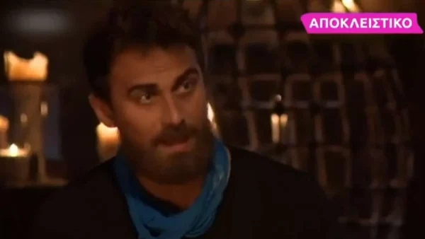 Με μακρύ μαλλί και μπούκλες - Αγνώριστος ο Μάριος Πρίαμος το "έπαιζε" ανήξερος στην Super Κατερίνα για το Survivor All Star