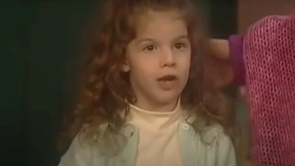 Με τι ασχολείται σήμερα η Μπουλίτσα της σειράς Καφέ της Χαράς - Πόσο έχει αλλάξει 19 χρόνια μετά το τέλος της σειράς