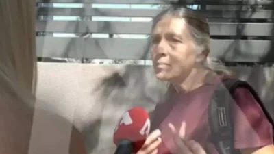 «Μιλάτε με λάθος άνθρωπο» - Η μητέρα του Μπάμπη Αναγνωστόπουλου απαρνήθηκε την ταυτότητά της